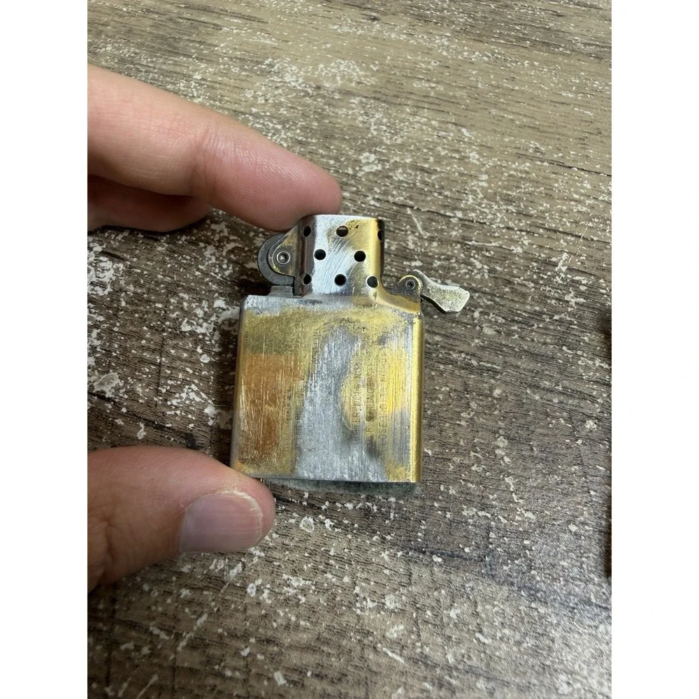 VINTAGE ZIPPO XI 1995 BRASS TONE Niagara Falls Ontario Rare